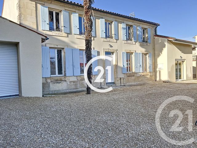 maison à louer - 5 pièces - 158.75 m2 - PERIGNAC - 17 - POITOU-CHARENTES - Century 21 Xso Immobilier