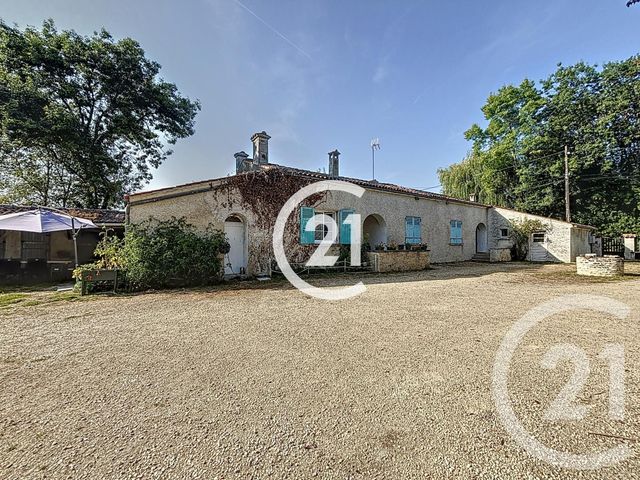 maison à vendre - 6 pièces - 160.0 m2 - REPARSAC - 16 - POITOU-CHARENTES - Century 21 Xso Immobilier