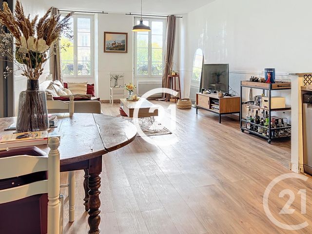 Appartement F3 à louer - 3 pièces - 55.3 m2 - COGNAC - 16 - POITOU-CHARENTES - Century 21 Xso Immobilier