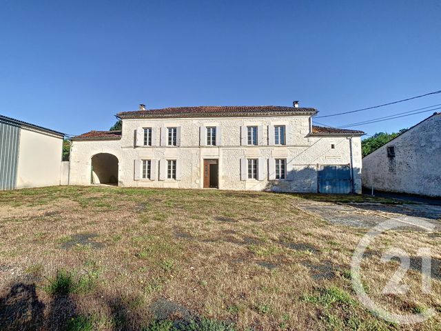 maison à vendre - 5 pièces - 198.5 m2 - ECHEBRUNE - 17 - POITOU-CHARENTES - Century 21 Xso Immobilier